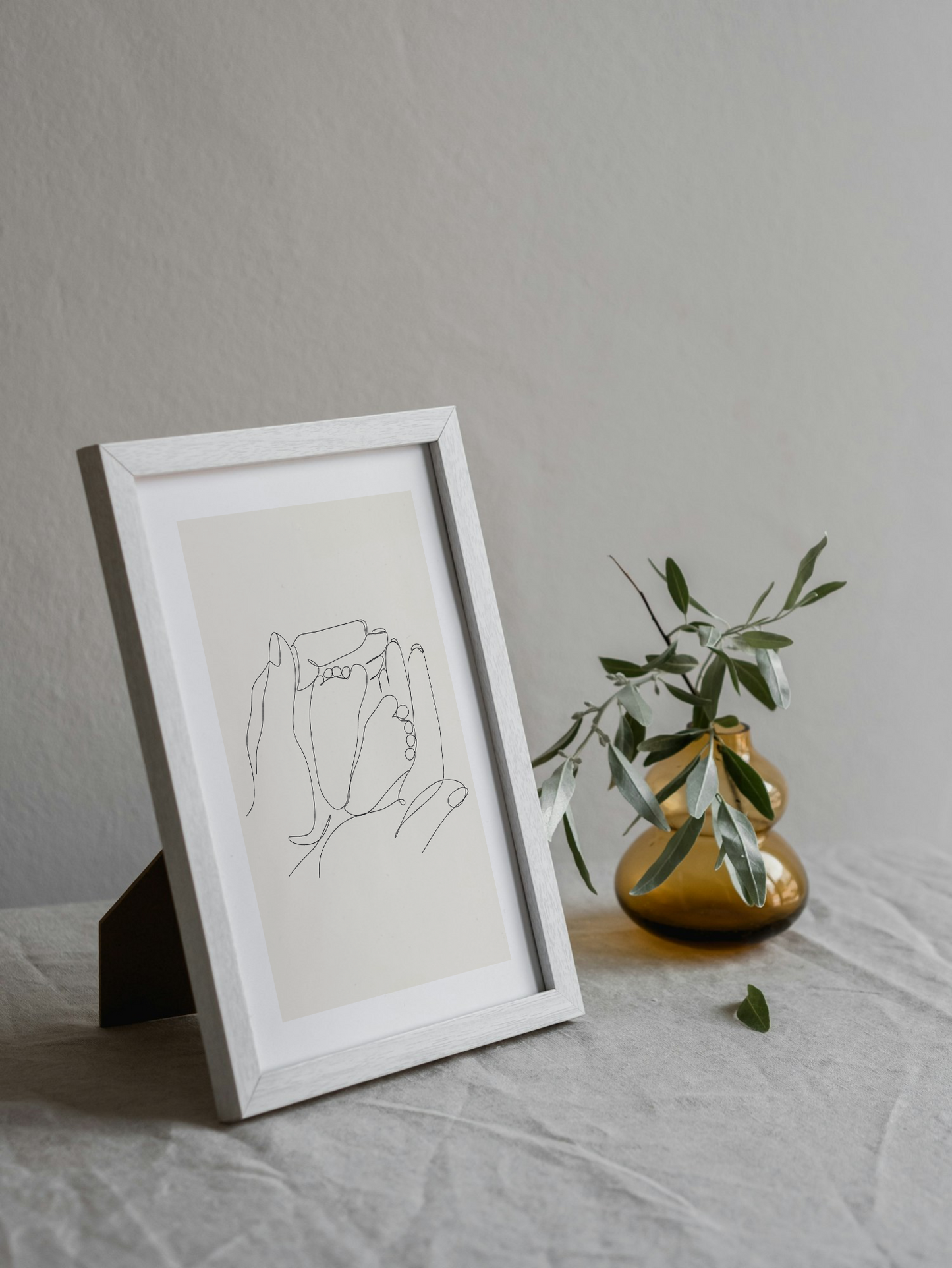 Fine Line Parent-Child Feet Wall Art Printable | Cute Wall Art | Parent Child New Baby Home Decor | Digital Download A4 and A5