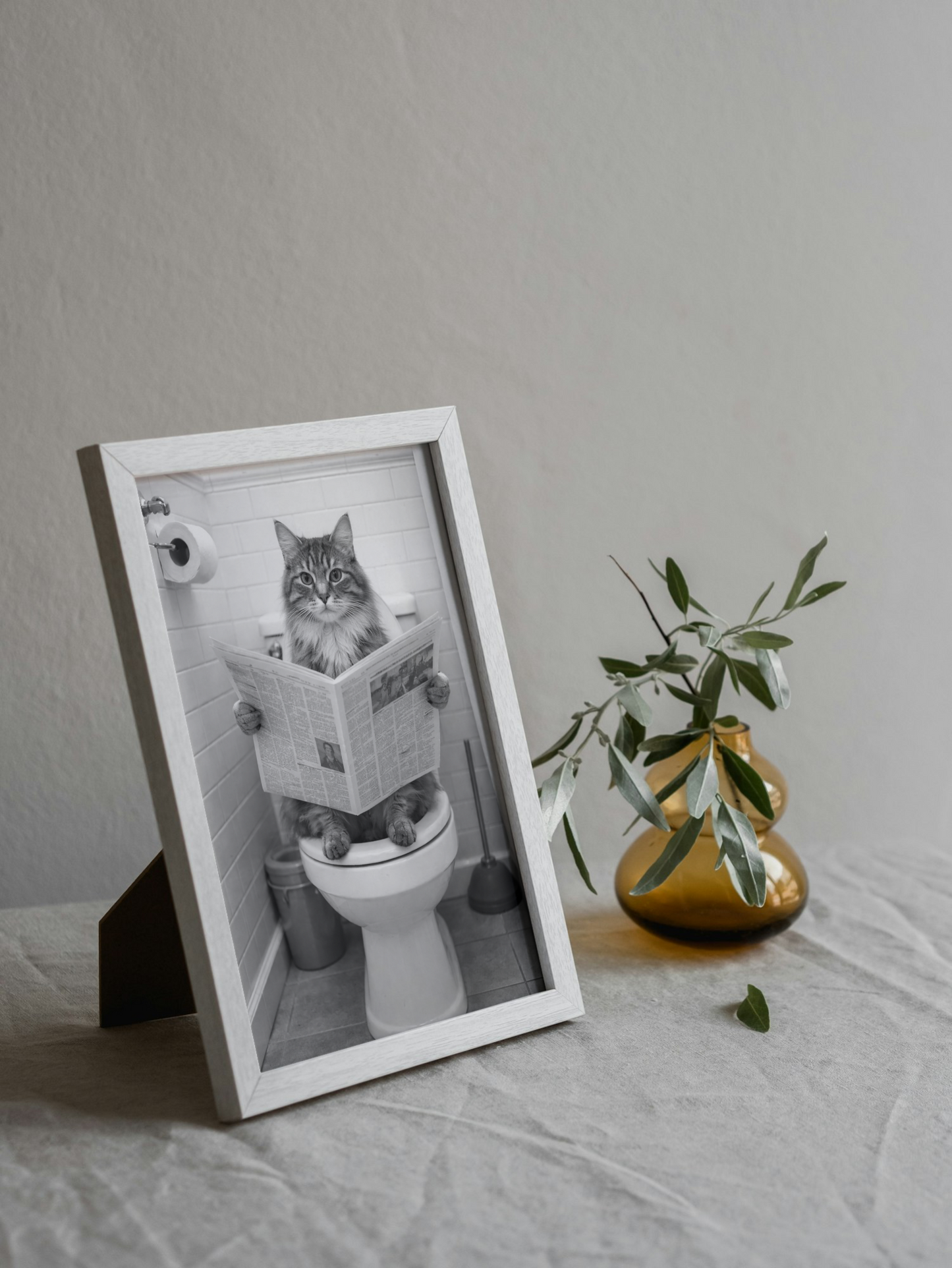 Cat on Toilet With Newspaper Wall Art Printable | Cute Print | Bathroom Home Decor | Digital Download A4 and A5
