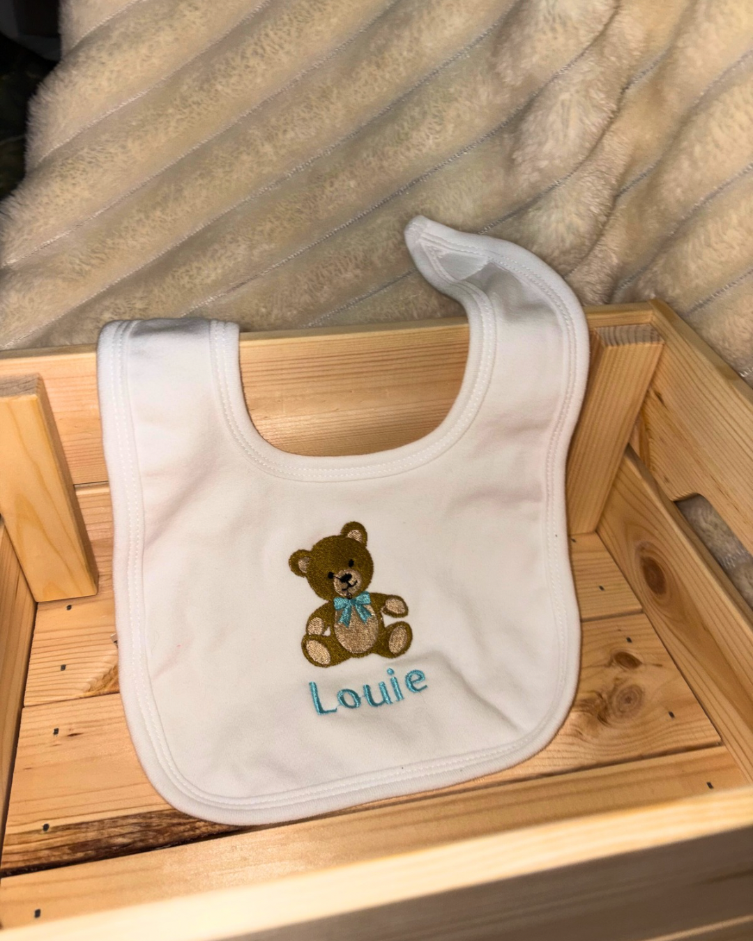 Personalised Baby Name Bib –  Embroidered Teddy Bear Design | Velcro fastening bib | 100% cotton | Bear available in pink or blue