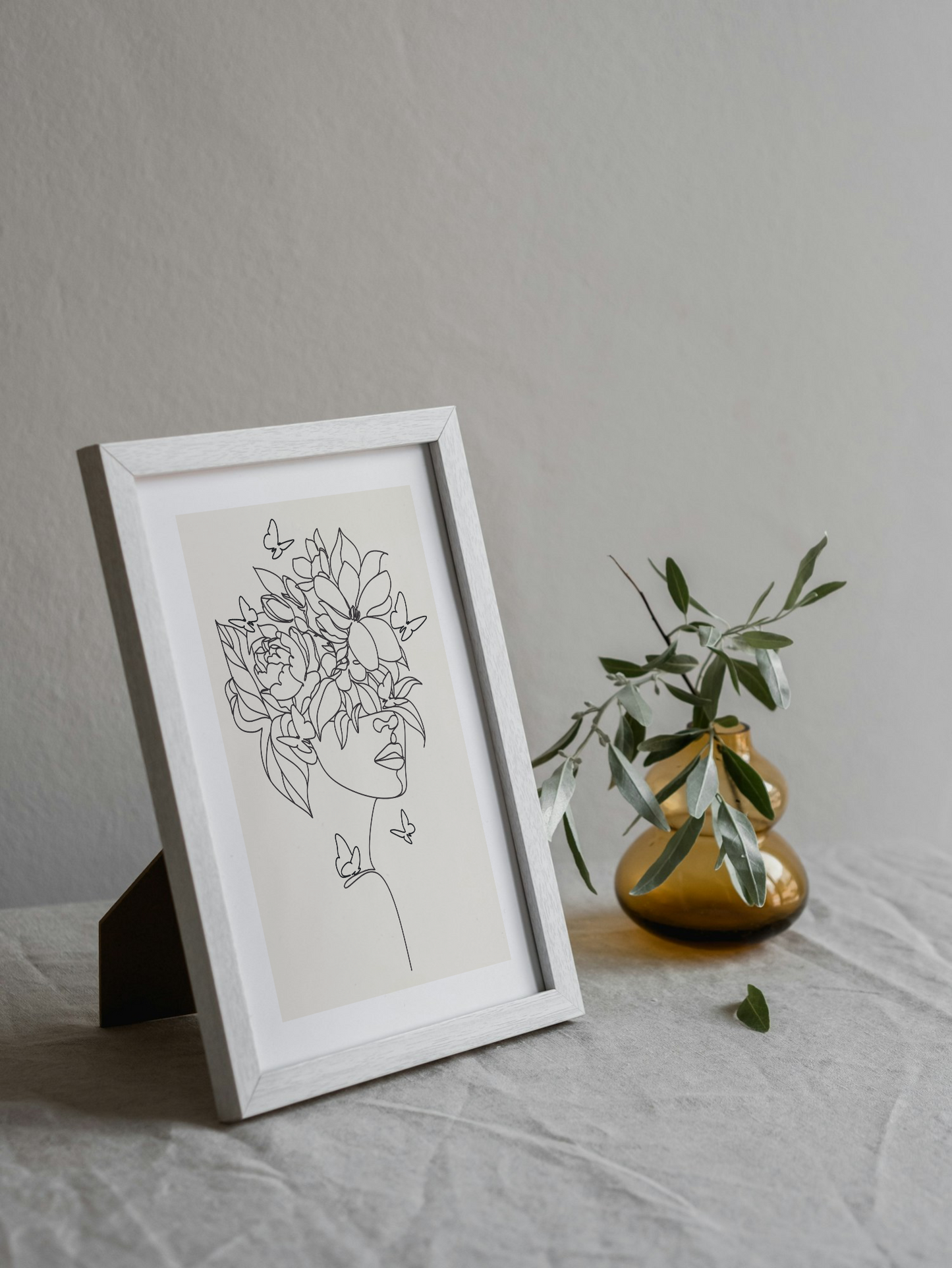 Fine Line Face Outline Flowers Wall Art Printable | Girly Wall Art | Girly Home Decor | Digital Download A4 and A5