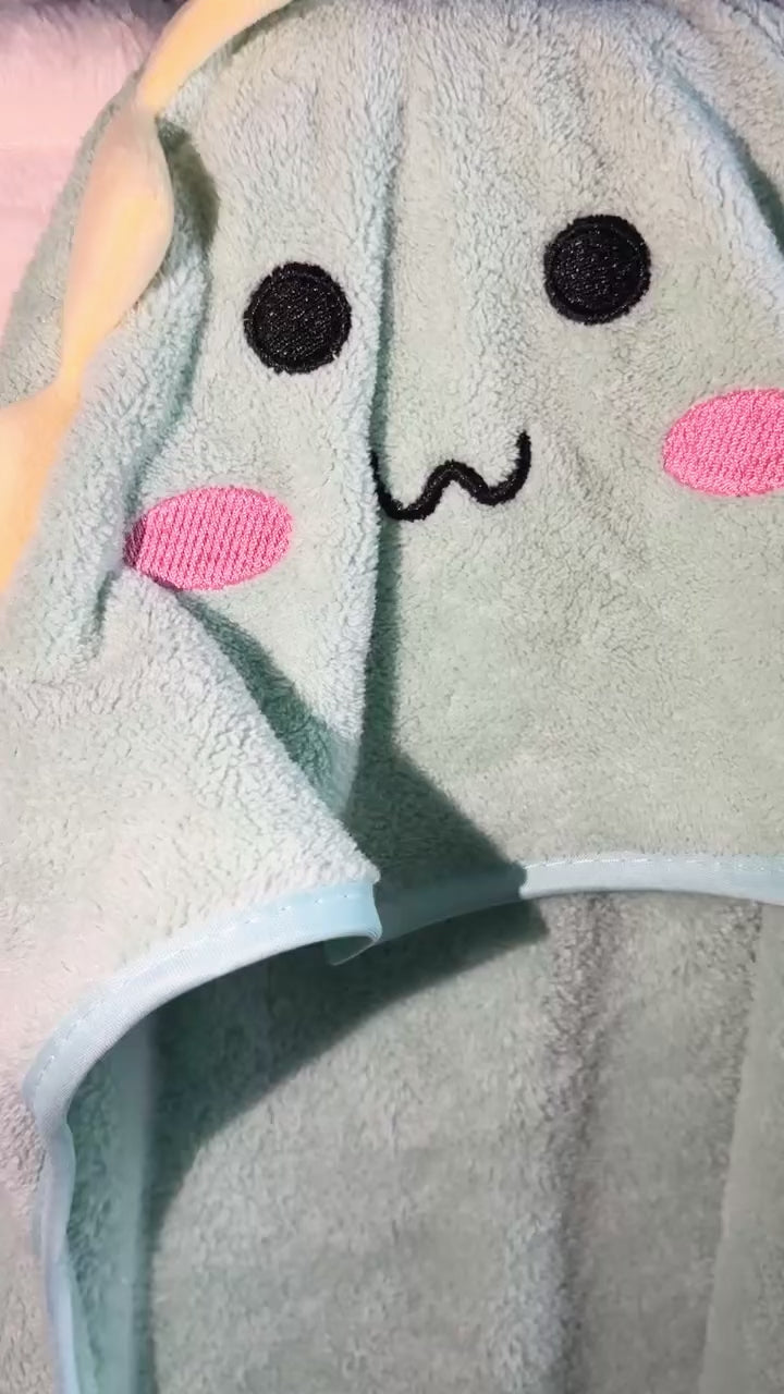 Personalised Baby Towel – Embroidered Hooded Towel with Name, Koala or Dinosaur Design